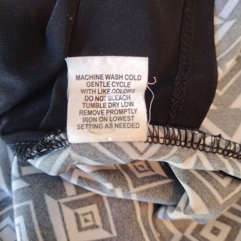 ELEMENTZ Black And White Geometric Twinset Blouse Size Large - Picture 6 of 8